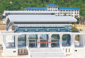 某部國防大禮堂（含大型建筑幕墻、鋼結構工程